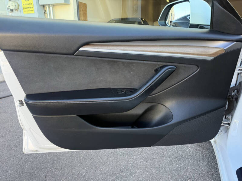 2023 Tesla Model 3 Long Range