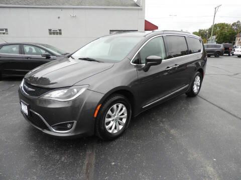 2019 Chrysler Pacifica Touring L