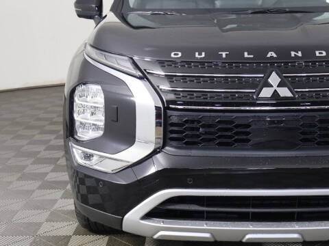 2025 Mitsubishi Outlander PHEV SE