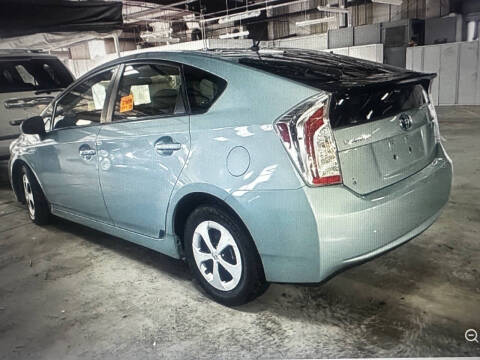2013 Toyota Prius Two