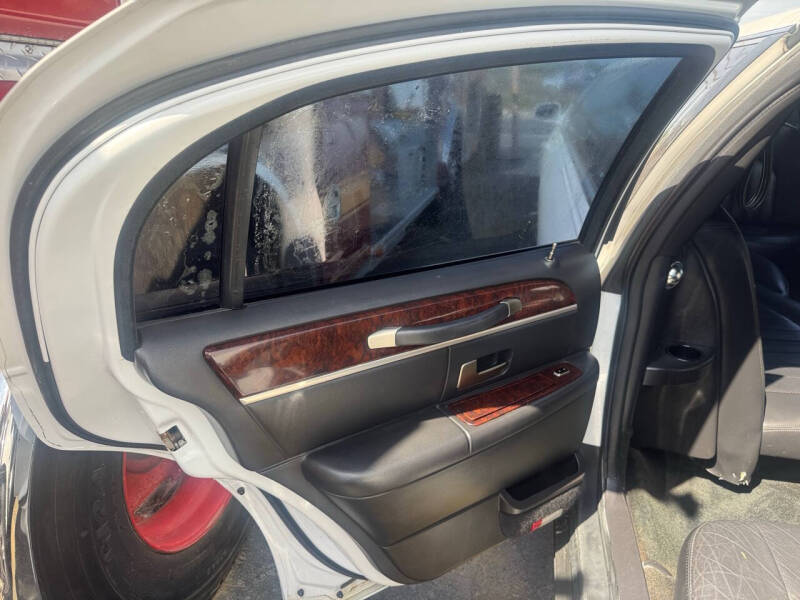 2007 Lincoln Town Car Executive