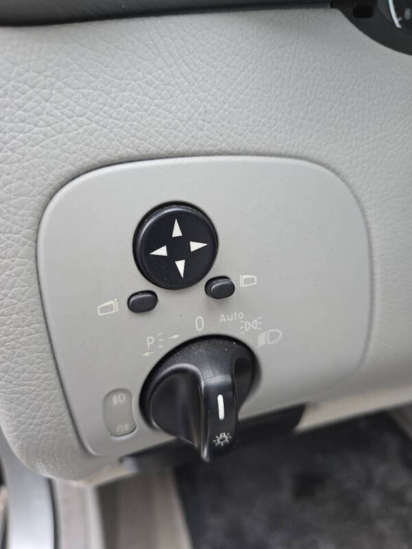 2004 Mercedes-Benz CLK CLK 320