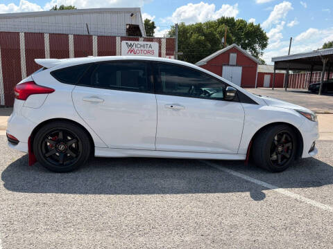 2016 Ford Focus ST