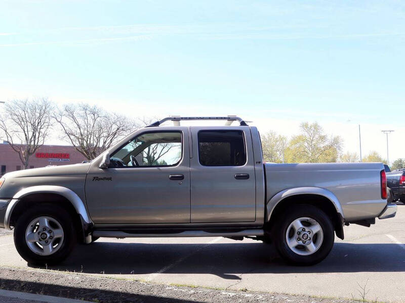 2000 Nissan Frontier SE