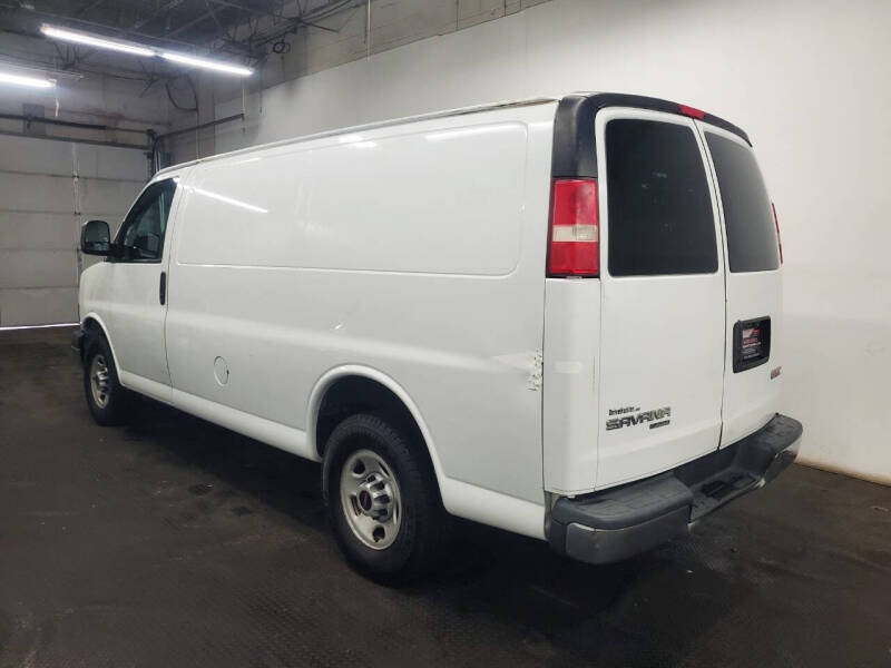 2015 GMC Savana 2500
