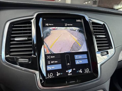 2022 Volvo XC90 T6 Inscription 7-Passenger