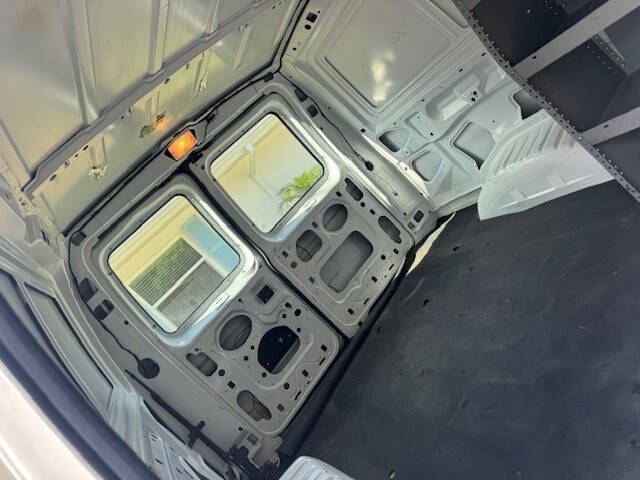 2001 Ford E-Series E-150