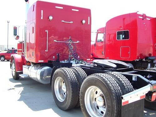 2007 Peterbilt 379 for sale at Pladson INC in Dickinson, ND