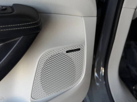 2022 Chrysler Pacifica Hybrid Limited