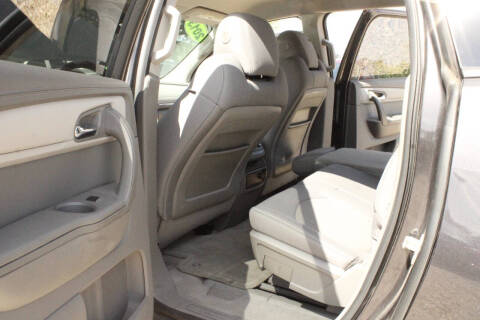 2013 Chevrolet Traverse LS