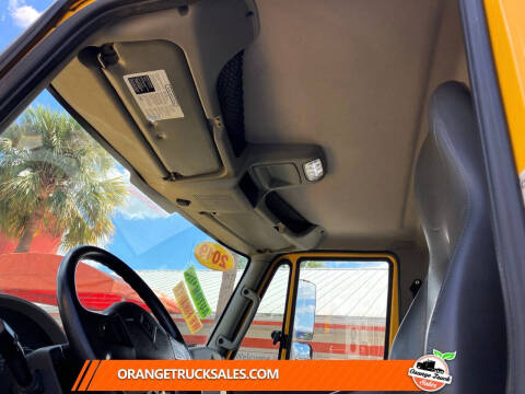 2019 International DuraStar 4300