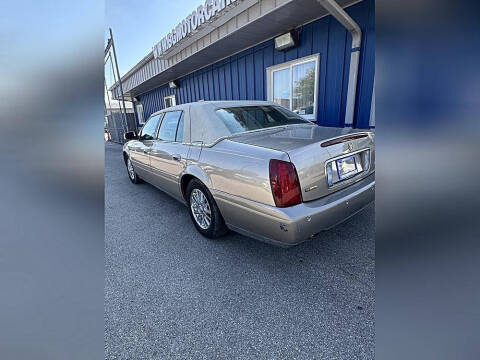 2004 Cadillac DeVille DHS