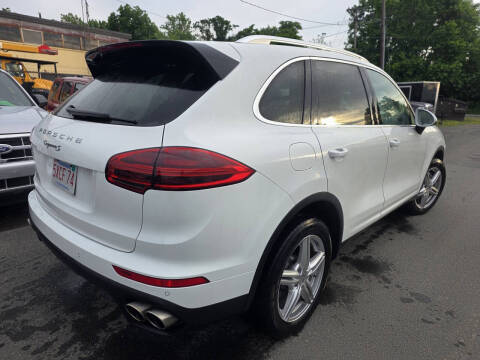 2017 Porsche Cayenne S