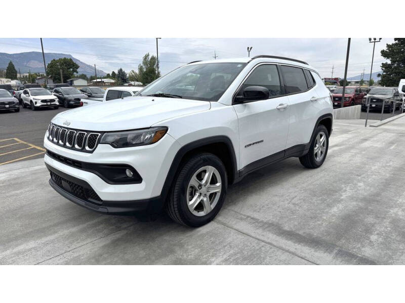 2024 Jeep Compass Latitude