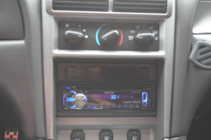 2003 Ford Mustang Mach 1 Premium