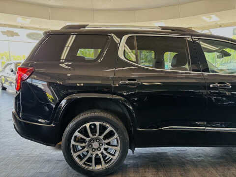 2022 GMC Acadia Denali