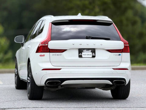2019 Volvo XC60 T5 R-Design