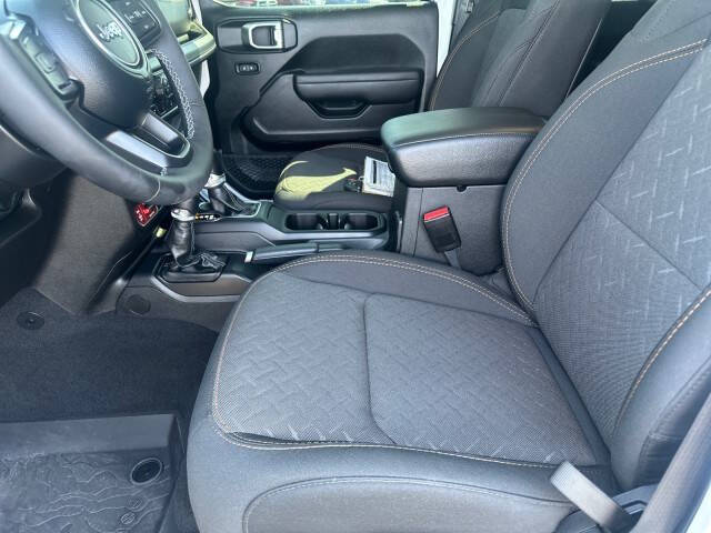 2025 Jeep Gladiator Mojave