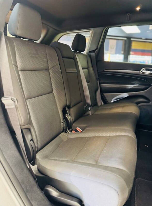 2020 Jeep Grand Cherokee Laredo E