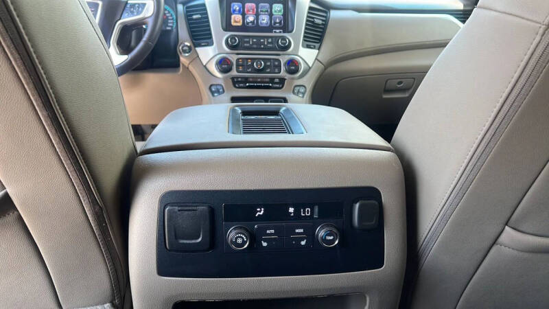 2017 GMC Yukon SLT