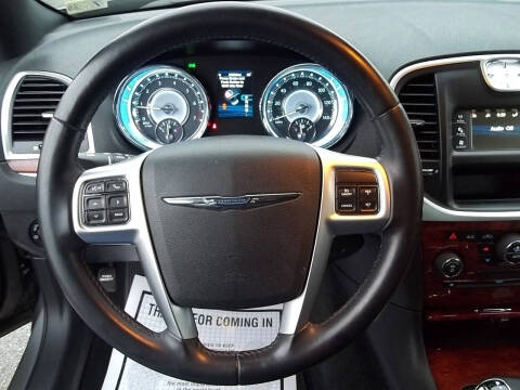 2012 Chrysler 300 Limited
