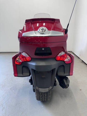 2016 Can-Am Spyder RT-S SE6
