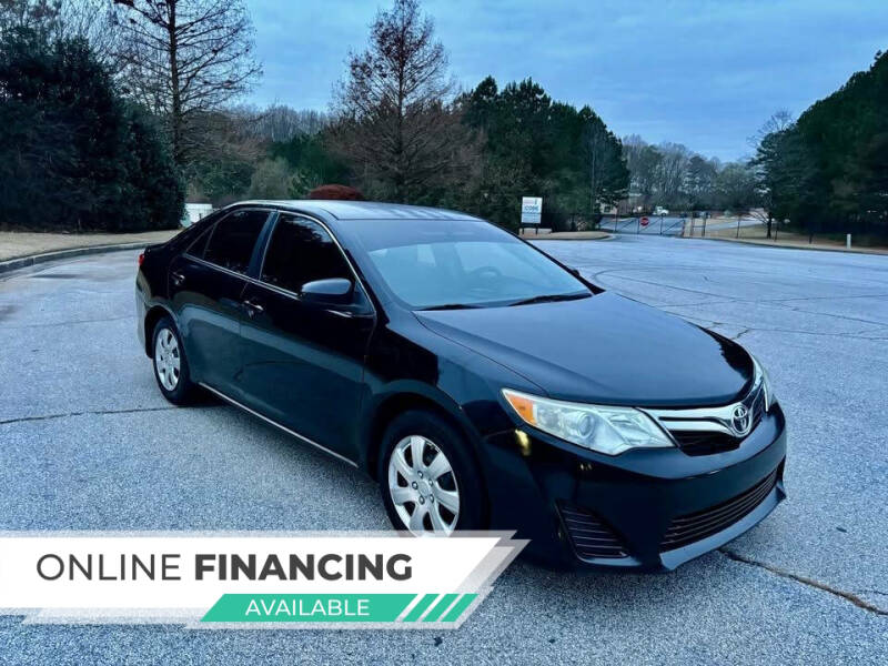 2012 Toyota Camry LE's photo