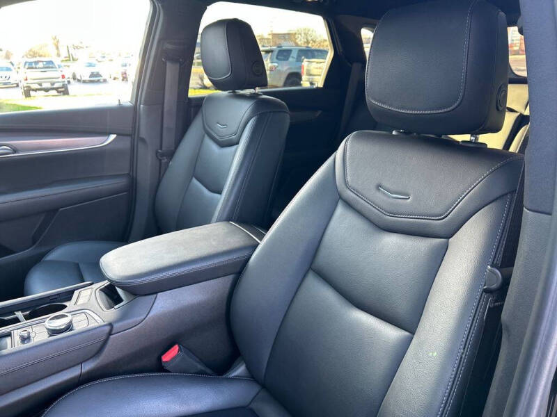 2023 Cadillac XT5 Luxury