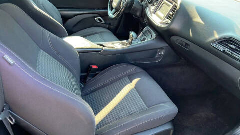 2015 Dodge Challenger SXT