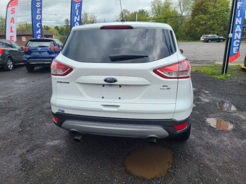 2015 Ford Escape SE