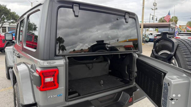2023 Jeep Wrangler Sahara 4xe