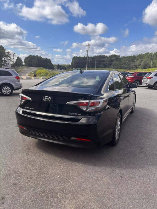 2017 Hyundai Sonata Hybrid SE