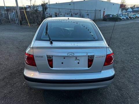 2005 Hyundai Elantra GLS