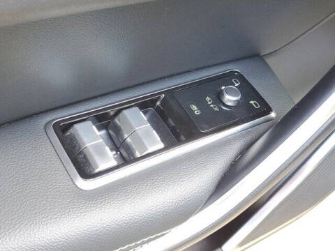 2024 Jaguar F-PACE P250 R-Dynamic S