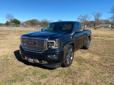 2018 GMC Sierra 1500 for sale at LA PULGA DE AUTOS in Dallas TX