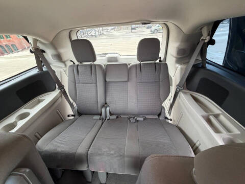 2012 Volkswagen Routan S