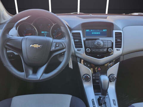 2014 Chevrolet Cruze LS Auto