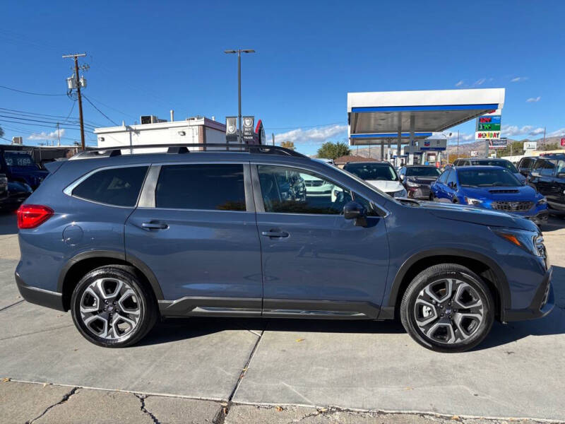 2023 Subaru Ascent Limited 8-Passenger