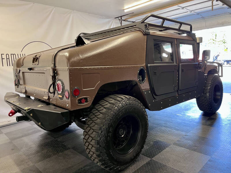 2004 AM General Hummer