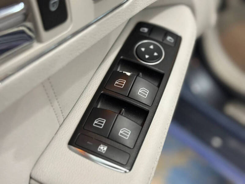 2011 Mercedes-Benz E-Class