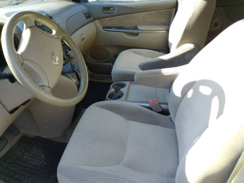 2007 Toyota Sienna LE 7-Passenger
