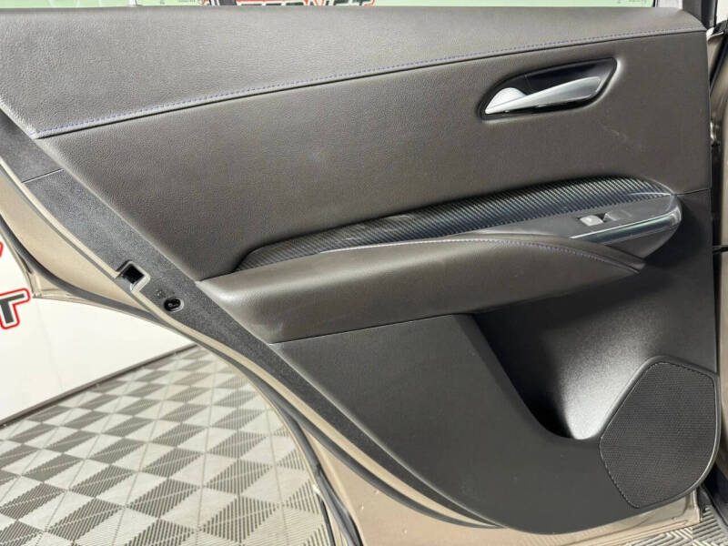 2025 Cadillac XT4 Sport