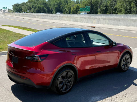 2024 Tesla Model Y Long Range