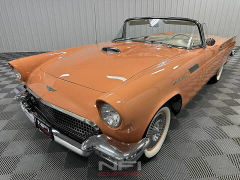 1957 Ford Thunderbird