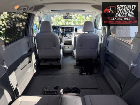 2016 Toyota Sienna XLE 8-Passenger