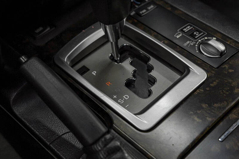 2015 Toyota Land Cruiser