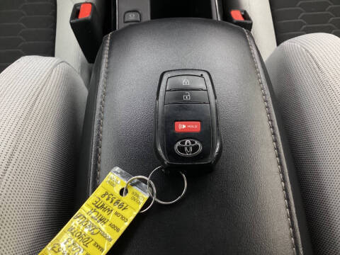 2023 Toyota Corolla Hatchback SE