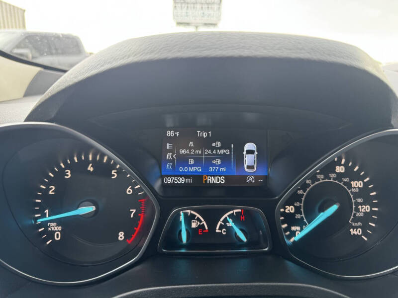 2017 Ford Escape SE - Photo 13