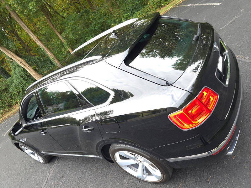 2020 Bentley Bentayga Hybrid