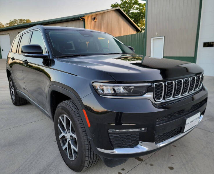 Used 2024 Jeep Grand Cherokee L Limited with VIN 1C4RJKBG1R8926965 for sale in Des Moines, IA